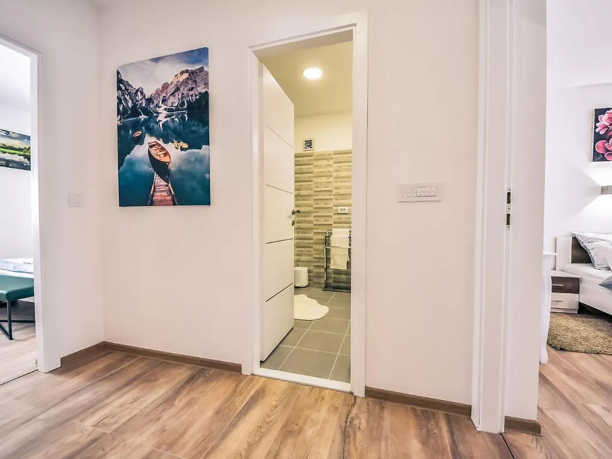 Apartment Matanovi Dvori-3 By Interhome Vir Croácia