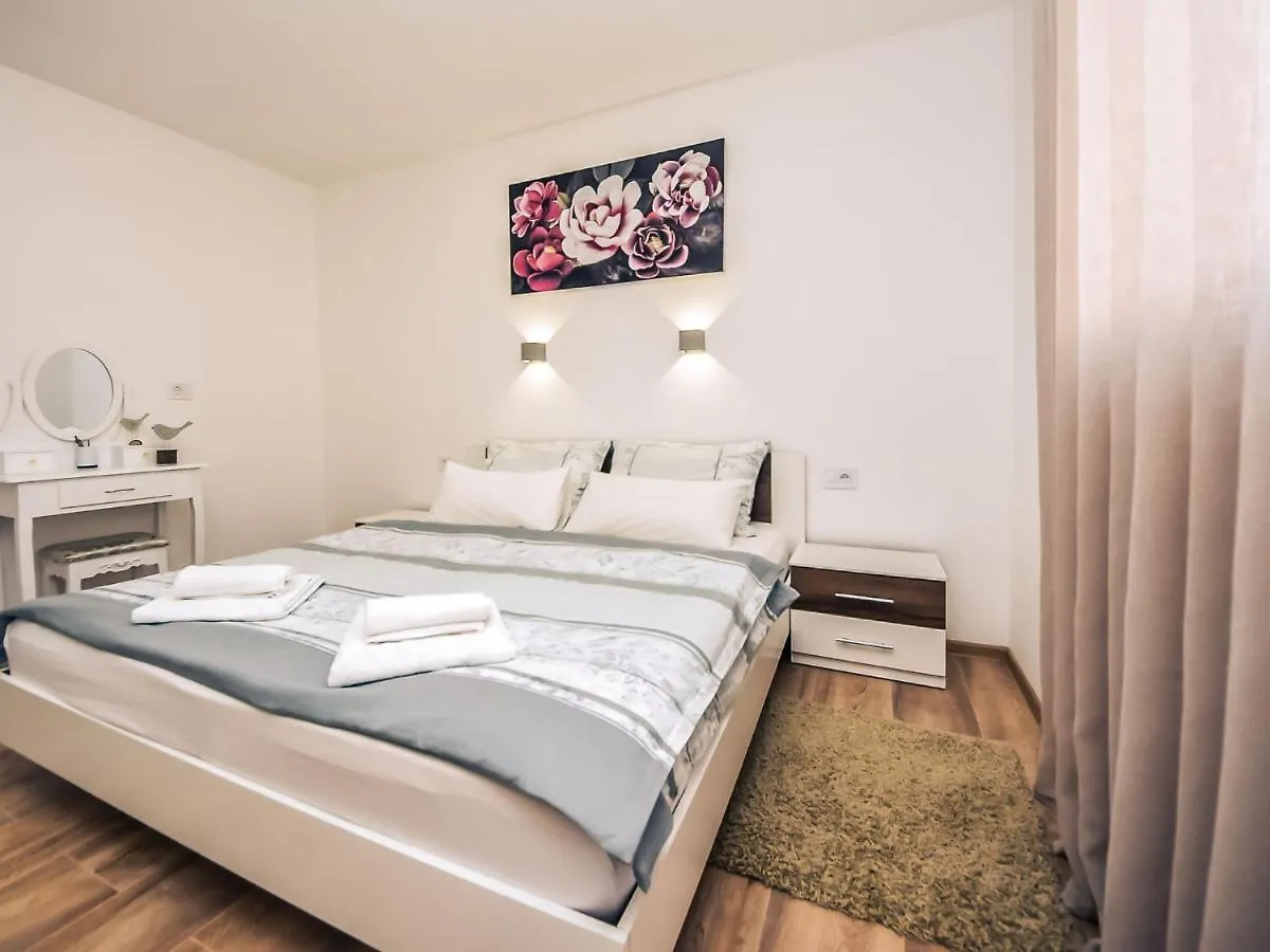 Apartment Matanovi Dvori-3 By Interhome Vir
